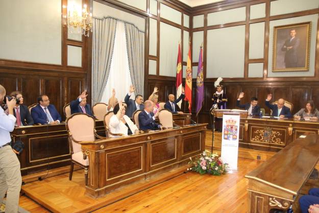 6 Constitución de la Diputación - votación PP