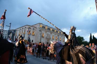 Ferias GU 2023 Carrozas Literatura Juego de Tronos 5 Foto Eduardo Bonilla