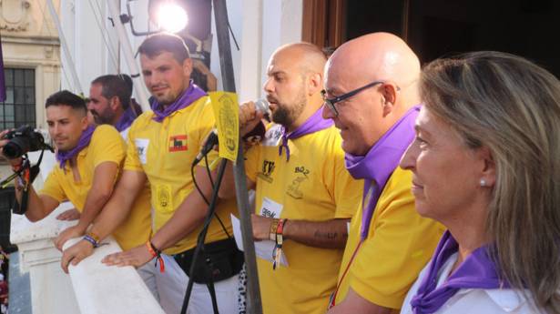 Ferias GU 2023 Chupinazo Peña Beodos Foto Silvia Morales 1