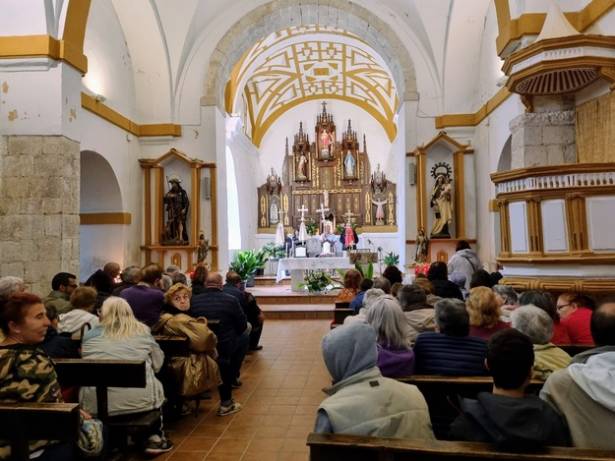 romeria-alto-rey-2023-Iglesia Bustares