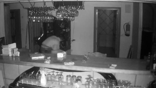 Guardia Civil Sagalín Robo bares 2