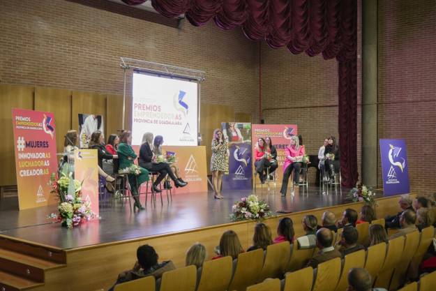 Archivo Entrega Premios Mujer Emprendedora 2022 2