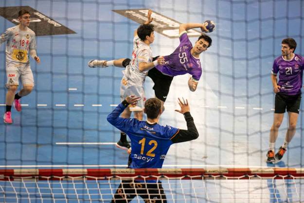 Empate entre BM Guadalajara y Selección Española Junior