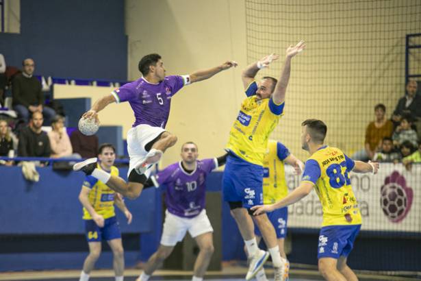 BM Guadalajara - Ciudad Real Foto Santi Molina 3