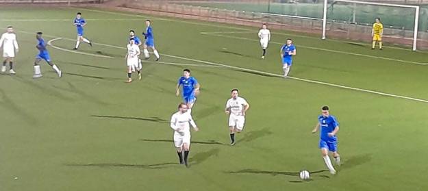 La Academia en un buen partido se deshizo del Mora 1-0. 1