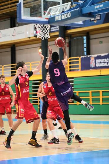 Luis Varela mejor jugador de Lujisa en Tacoronte