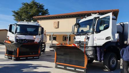 Camiones quitanieves de la Diputacion