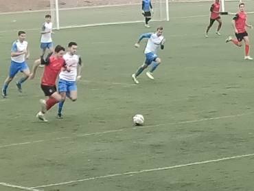 El Alovera pierde por sus errores ante San José Obrero Foto Luis Blasco