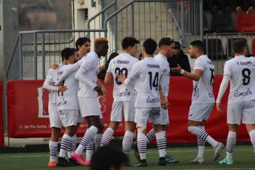 El Conquense celebra el segundo gol ante el Azuqueca Foto Alfonso Fernández