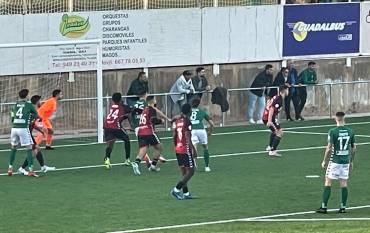 El derbi de Tercera RFEF acabó en tablas. Foto Gerardo Saceda 1