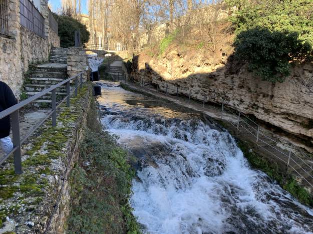 trillo cascada cifuentes