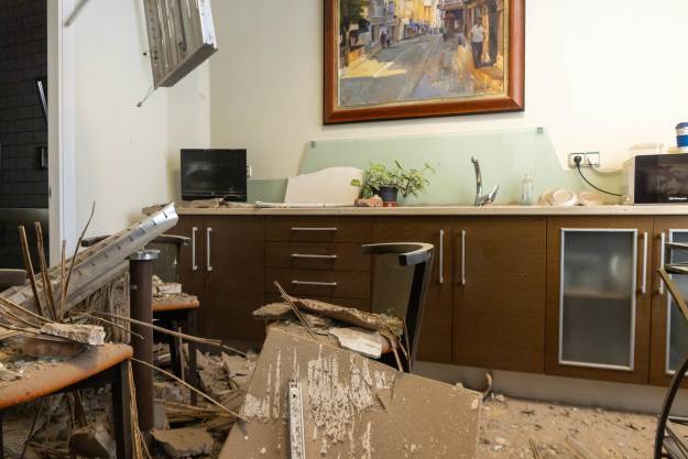 techo desprendimiento office alcaldia 3