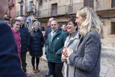 Sigüenza visita ministra vivienda Isabel Rodríguez