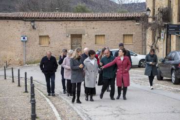 Sigüenza visita ministra vivienda Isabel Rodríguez3