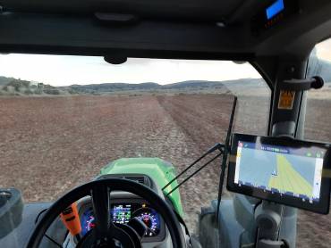 gps tractor