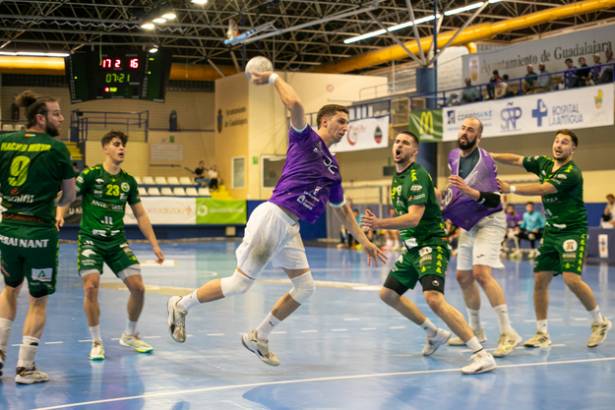 BM Guadalajara - Antequera Dólmenes 1 Foto DXTenguada 5