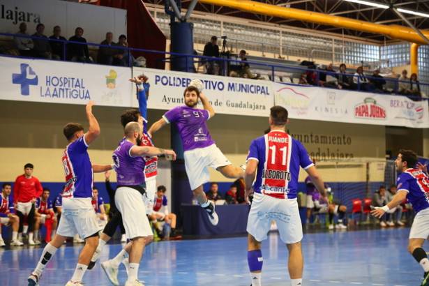 BM Guadalajara - UBU Burgos Fotos DXTenGuada - Santi Molina 3