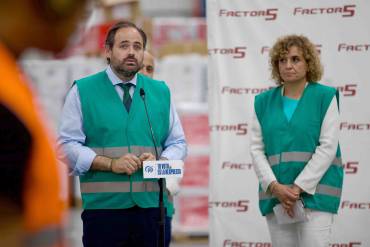 Núñez y Dolors Montserrat 2