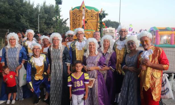 DESFILE PEÑAS 2024 30