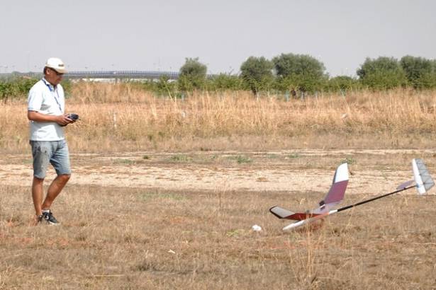 Aeromodelismo Fase de aterrizaje de precisión en el punto exacto