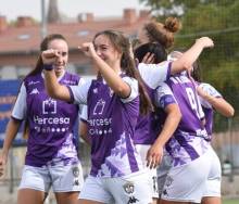 Las féminas del C.D.Guadalajara celebran el triunfo ante Collerense Foto C.D. Guadalajara 1