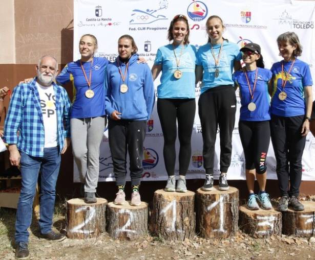 Regata Auñón piragüismo PODIUM K2 SENIOR.JPG femenino