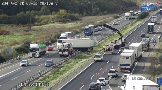 camion volcado torija 2