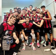 Bazu celebrando su séptima victoria 1