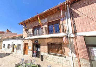 Ayuntamiento Valdenuño Fernández Foto Google Maps