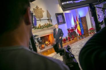 Page mensaje Año Nuevo Fotos A. Pérez Herrera  JCCM