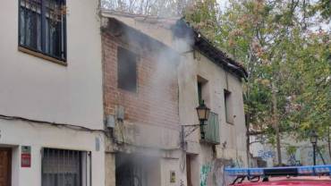 Bomberos - Polica Local incendio Torren Alamn Foto Luis Blasco 3-625x352