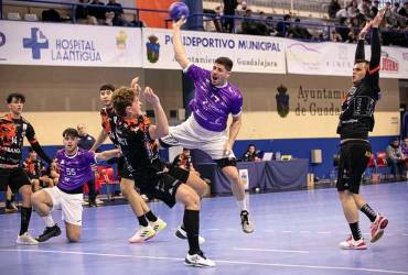 El Impulse BM GUadalajara cayó ante Ademar en su segundo partido de preparación Foto SANTI MOLINA DXTENGUADA