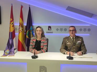 Militar acuartelamiento ingenieros Capitán Arenas corbata 2