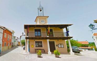 Plaza Mayor de Romancos Foto Google Maps