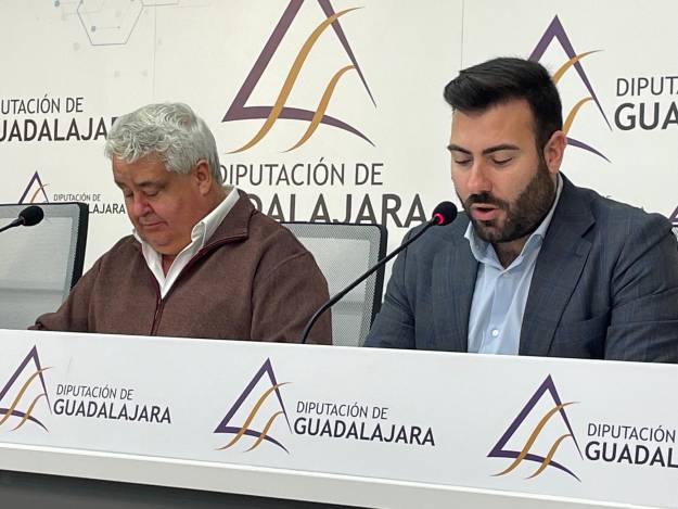Jesús María Muñoz alcalde de Tendilla y el primer teniente de alcalde Israel Pérez