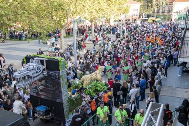 Marchamalo Desfile de Carrozas y Comparsas 2025 3