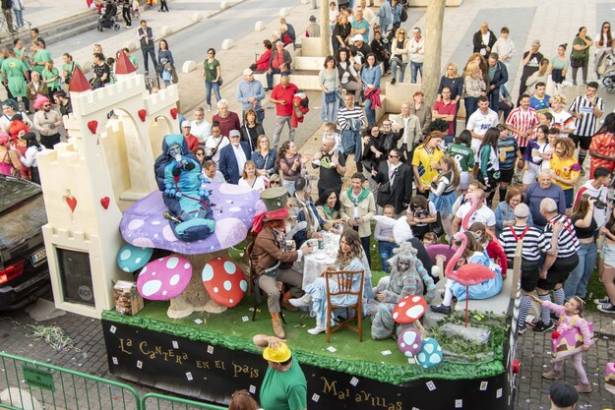 Marchamalo Desfile de Carrozas y Comparsas 2025 4