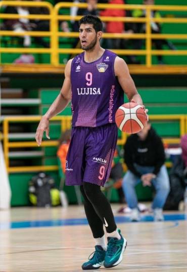 Luis Valera como cada temporada se ha marchado a su país para jugar la liga profesional venezolana 1 1