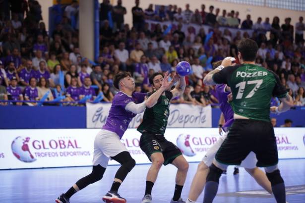 BM Guadalajara - Cuenca Foto Santi Molina 4