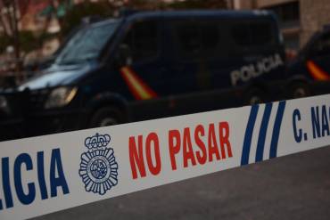 cinta no pasar policia nacional