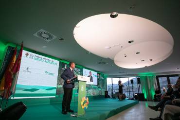 54566039453 4c04959e8e c