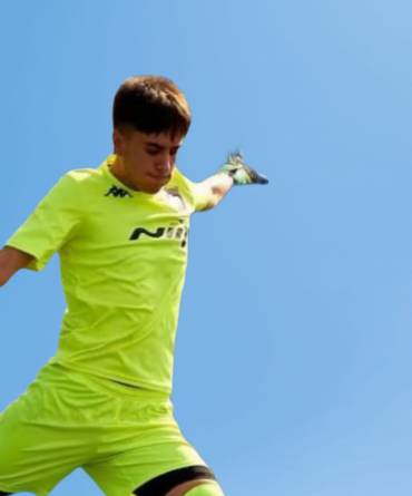 El portero David Marco renueva con el Yunquera