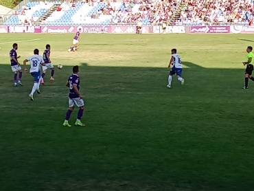 Lance de juego en el debut del C.D. Guadalajara en Primera RFEF ante el Tenerife Foto Ismael Andrés - copia