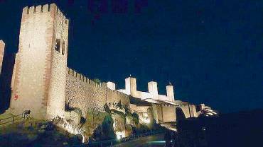 Molina de Aragón iluminación Castillo 1