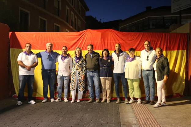 Primer encierro casco historico destapando puerta 20250918