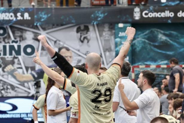 BM Guadalajara - Cangas do Morrazo Foto Raúl Fonseca - Rober Pastoriza 2