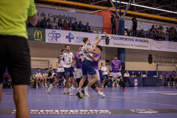 BM Guadalajara - Granollers Foto Óscar Gronard 3