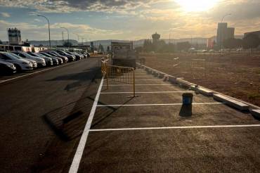 Bordillo aparcamiento poligono del henares