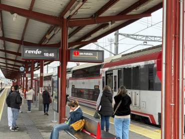 viajeros tren cercanias 20251029