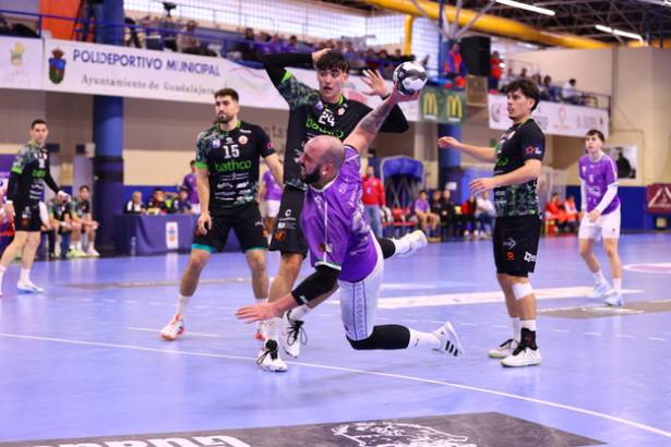 BM Guadalajara - Torrelavega 2025 Foto Santi Molina 3